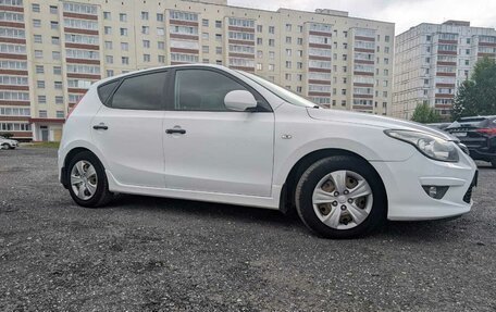 Hyundai i30 I, 2010 год, 630 000 рублей, 3 фотография
