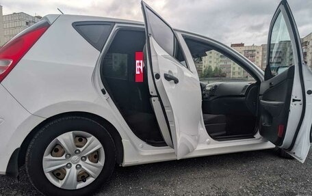 Hyundai i30 I, 2010 год, 630 000 рублей, 8 фотография