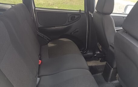 Chevrolet Niva I рестайлинг, 2011 год, 605 000 рублей, 5 фотография
