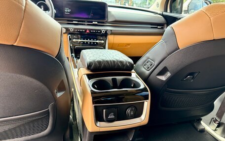 KIA Carnival, 2021 год, 3 770 000 рублей, 16 фотография