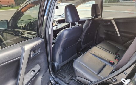 Toyota RAV4, 2013 год, 2 490 000 рублей, 24 фотография