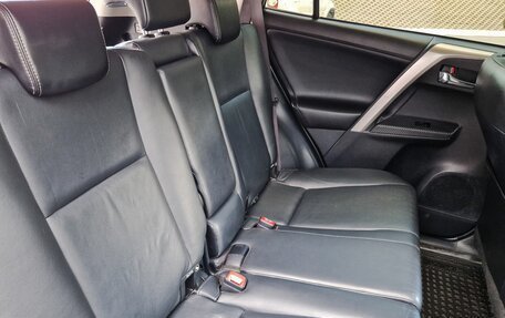 Toyota RAV4, 2013 год, 2 490 000 рублей, 33 фотография