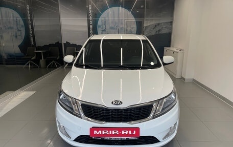 KIA Rio III рестайлинг, 2014 год, 930 000 рублей, 2 фотография