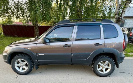 Chevrolet Niva I рестайлинг, 2013 год, 375 000 рублей, 2 фотография