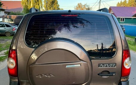 Chevrolet Niva I рестайлинг, 2013 год, 375 000 рублей, 4 фотография