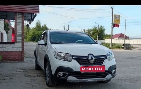 Renault Logan II, 2020 год, 1 300 000 рублей, 7 фотография