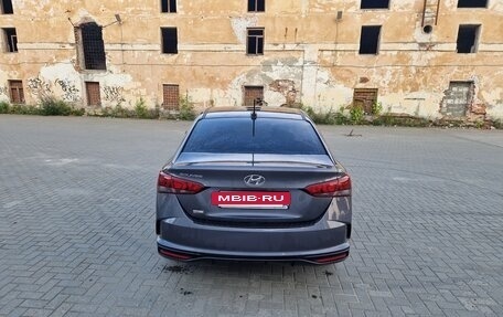 Hyundai Solaris II рестайлинг, 2021 год, 1 500 000 рублей, 7 фотография