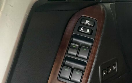 Toyota Land Cruiser Prado 150 рестайлинг 2, 2016 год, 3 750 000 рублей, 19 фотография