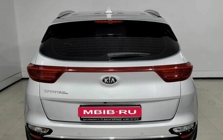 KIA Sportage IV рестайлинг, 2020 год, 2 360 000 рублей, 3 фотография