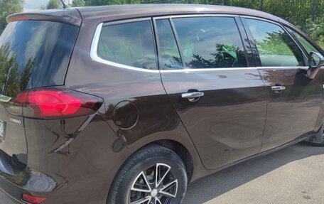 Opel Zafira C рестайлинг, 2013 год, 1 050 000 рублей, 18 фотография