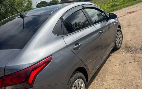Hyundai Solaris II рестайлинг, 2018 год, 1 200 000 рублей, 5 фотография