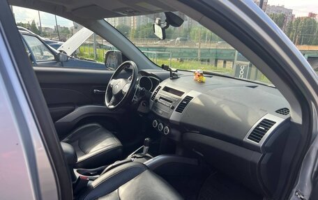Mitsubishi Outlander III рестайлинг 3, 2007 год, 1 050 000 рублей, 6 фотография