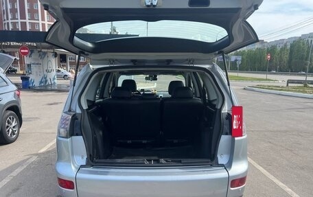 Mitsubishi Outlander III рестайлинг 3, 2007 год, 1 050 000 рублей, 10 фотография