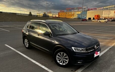 Volkswagen Tiguan II, 2018 год, 2 700 000 рублей, 5 фотография