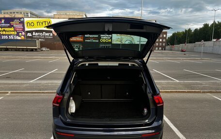 Volkswagen Tiguan II, 2018 год, 2 700 000 рублей, 21 фотография