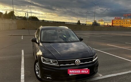 Volkswagen Tiguan II, 2018 год, 2 700 000 рублей, 6 фотография