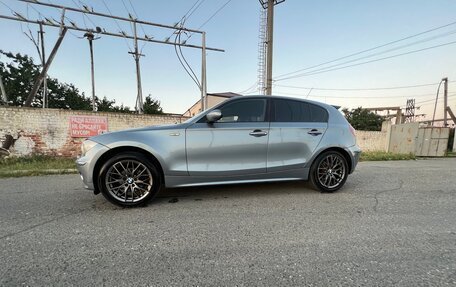 BMW 1 серия, 2006 год, 699 000 рублей, 2 фотография