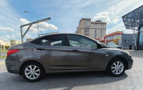 Hyundai Solaris II рестайлинг, 2013 год, 830 000 рублей, 8 фотография