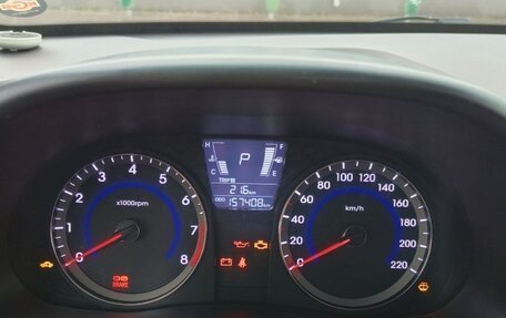 Hyundai Solaris II рестайлинг, 2013 год, 830 000 рублей, 11 фотография