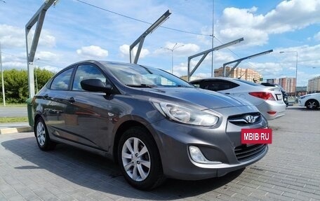 Hyundai Solaris II рестайлинг, 2013 год, 830 000 рублей, 9 фотография