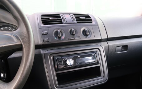 Skoda Fabia II, 2013 год, 749 000 рублей, 18 фотография