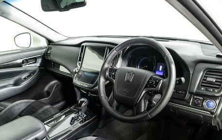 Toyota Crown, 2014 год, 2 590 000 рублей, 10 фотография