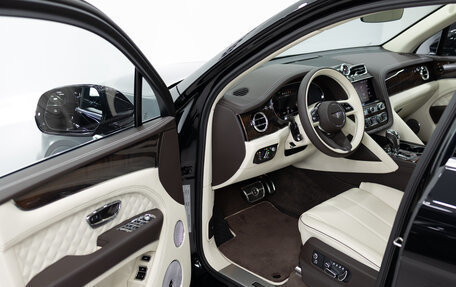 Bentley Bentayga I, 2022 год, 24 390 000 рублей, 7 фотография