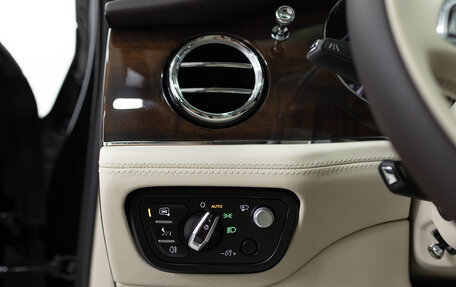 Bentley Bentayga I, 2022 год, 24 390 000 рублей, 15 фотография