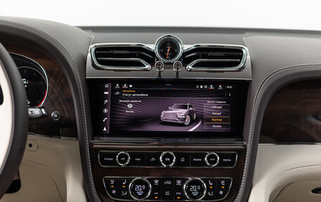 Bentley Bentayga I, 2022 год, 24 390 000 рублей, 27 фотография