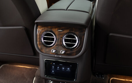 Bentley Bentayga I, 2022 год, 24 390 000 рублей, 33 фотография
