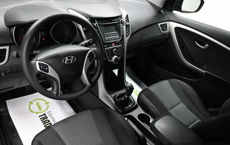 Hyundai i30 II рестайлинг, 2013 год, 845 000 рублей, 10 фотография