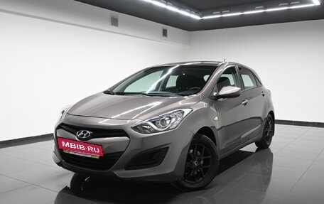 Hyundai i30 II рестайлинг, 2013 год, 845 000 рублей, 3 фотография