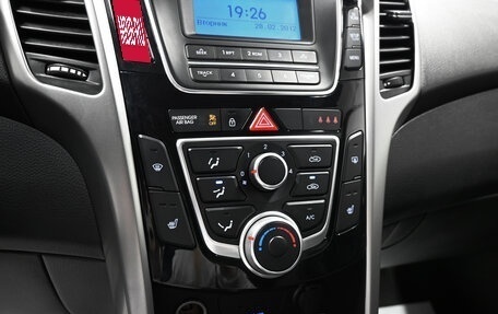 Hyundai i30 II рестайлинг, 2013 год, 845 000 рублей, 16 фотография