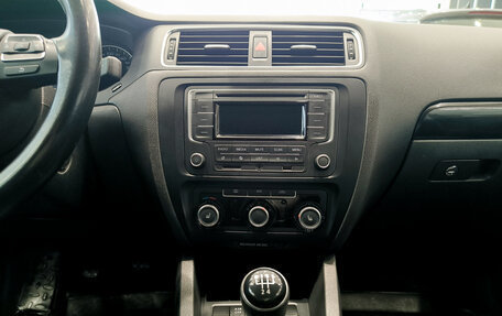 Volkswagen Jetta VI, 2013 год, 1 320 000 рублей, 15 фотография