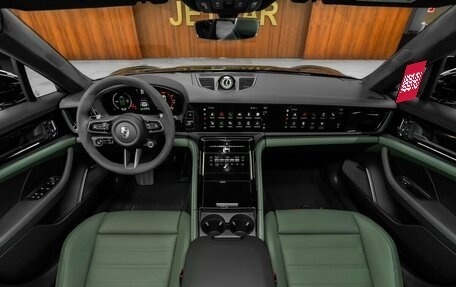Porsche Panamera, 2025 год, 37 800 000 рублей, 25 фотография