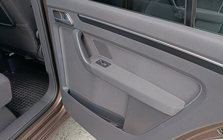 Volkswagen Touran III, 2014 год, 1 150 000 рублей, 2 фотография