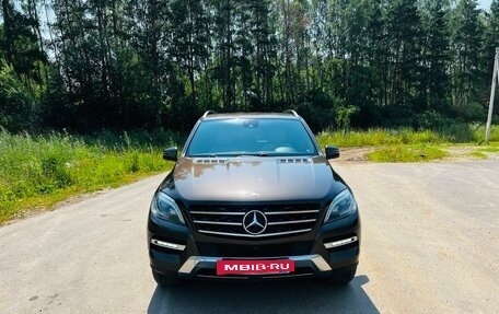 Mercedes-Benz M-Класс, 2014 год, 3 000 000 рублей, 2 фотография