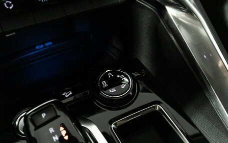 Peugeot 3008 II, 2017 год, 1 799 585 рублей, 19 фотография