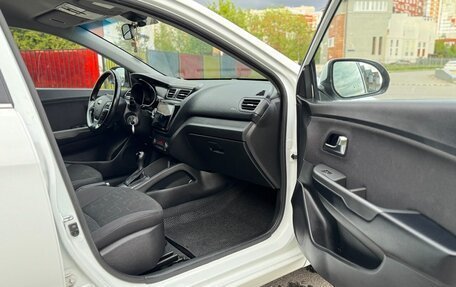 KIA Rio III рестайлинг, 2015 год, 1 180 000 рублей, 18 фотография