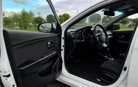 KIA Rio III рестайлинг, 2015 год, 1 180 000 рублей, 20 фотография