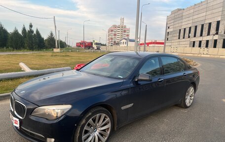 BMW 7 серия, 2011 год, 1 725 000 рублей, 10 фотография