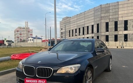 BMW 7 серия, 2011 год, 1 725 000 рублей, 12 фотография