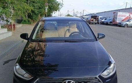 Hyundai Solaris II рестайлинг, 2017 год, 1 150 000 рублей, 8 фотография