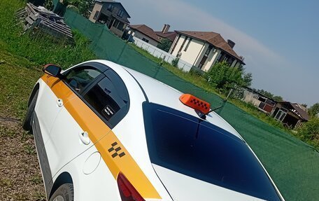 KIA Rio IV, 2018 год, 730 000 рублей, 3 фотография