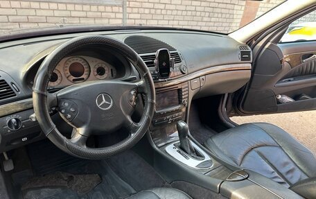 Mercedes-Benz E-Класс, 2003 год, 990 000 рублей, 14 фотография