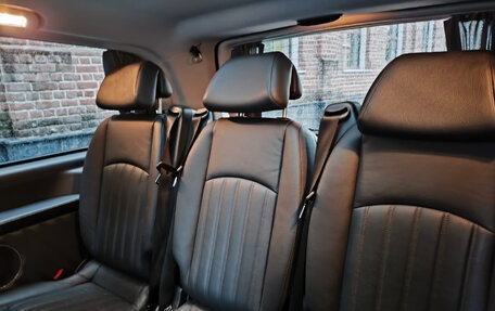 Mercedes-Benz Viano, 2013 год, 2 199 000 рублей, 13 фотография