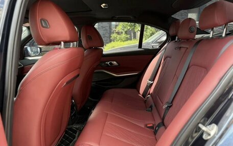 BMW 3 серия, 2022 год, 3 650 000 рублей, 8 фотография