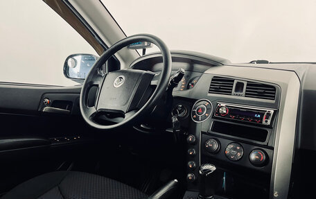 SsangYong Kyron I, 2010 год, 800 000 рублей, 15 фотография