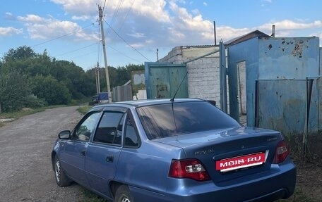 Daewoo Nexia I рестайлинг, 2009 год, 200 000 рублей, 5 фотография