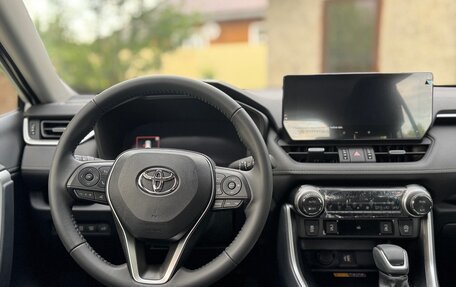 Toyota RAV4, 2025 год, 3 650 000 рублей, 14 фотография